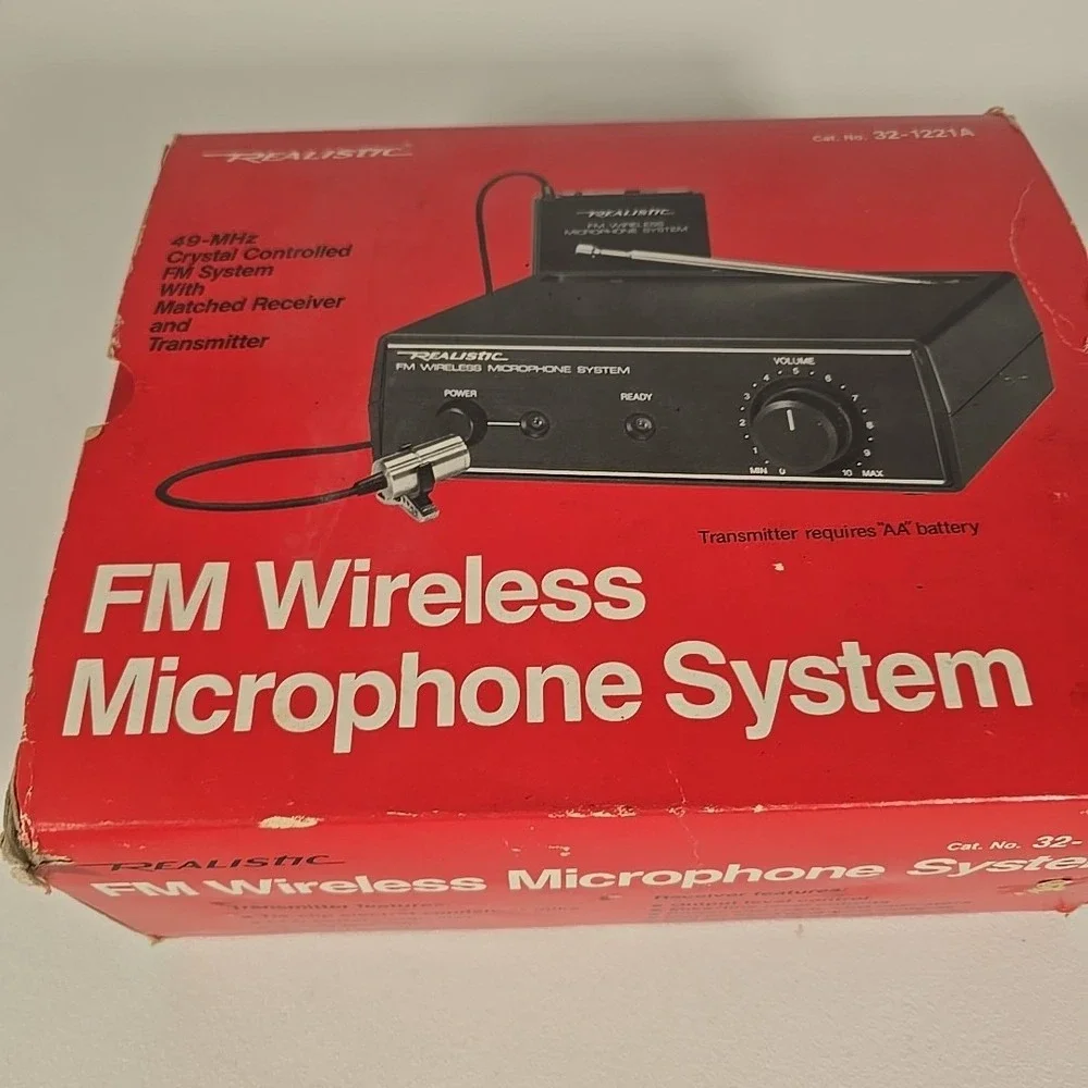 Vintage Realistic‎ FM Wireless Microphone System 32-1221A Clean